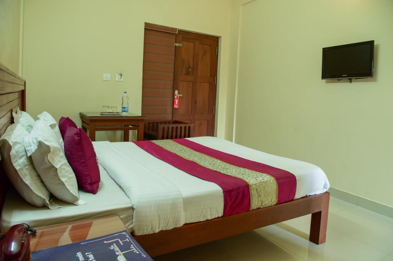 Oyo 9404 Hotel White Fort Mananthavady Eksteriør bilde